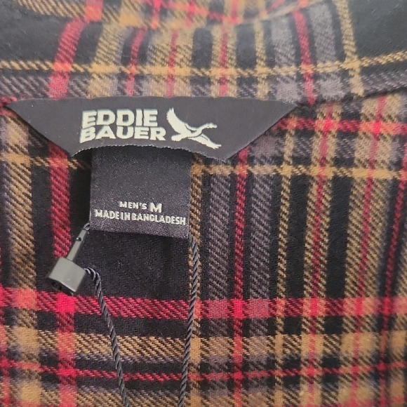 Eddie Bauer Lightweight Red and Black Plaid Shirt Jacket - Picture 2 of 7